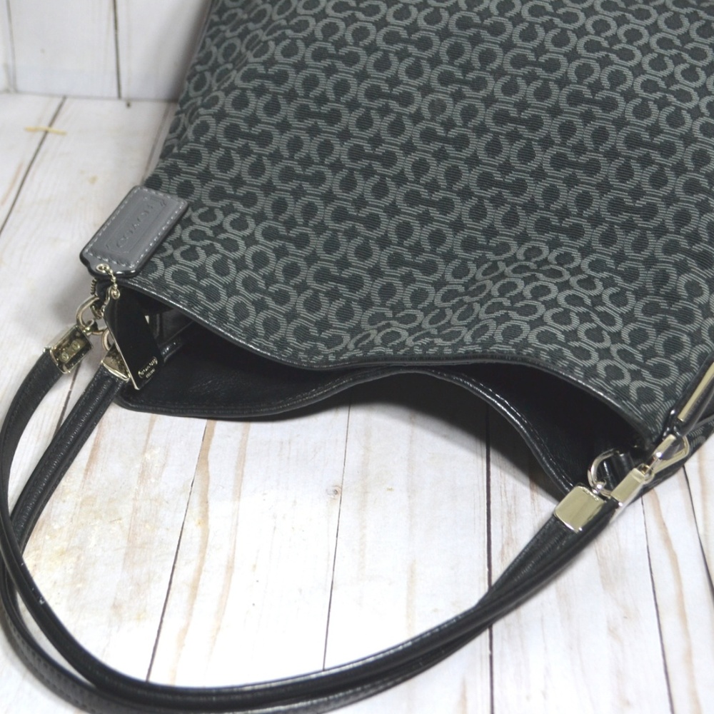 Coach  Phoebe Madison Op Art 26281 Needlepoint Bag - Picture 4 of 8
